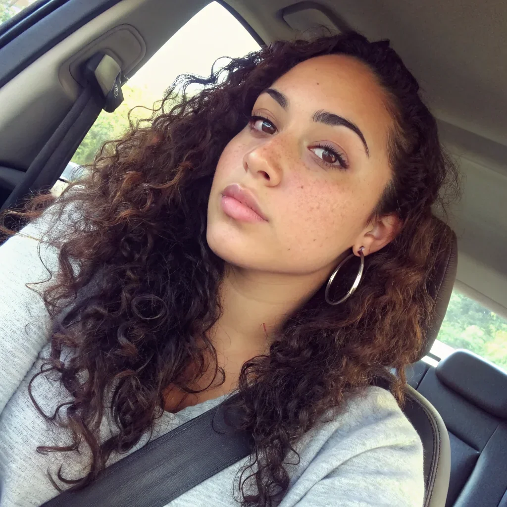 Ava